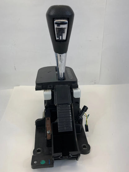 2006-2008 CHEVROLET HHR A/TRANSMISSION FLOOR GEAR SHIFTER SHIFT LEVER SELECTOR