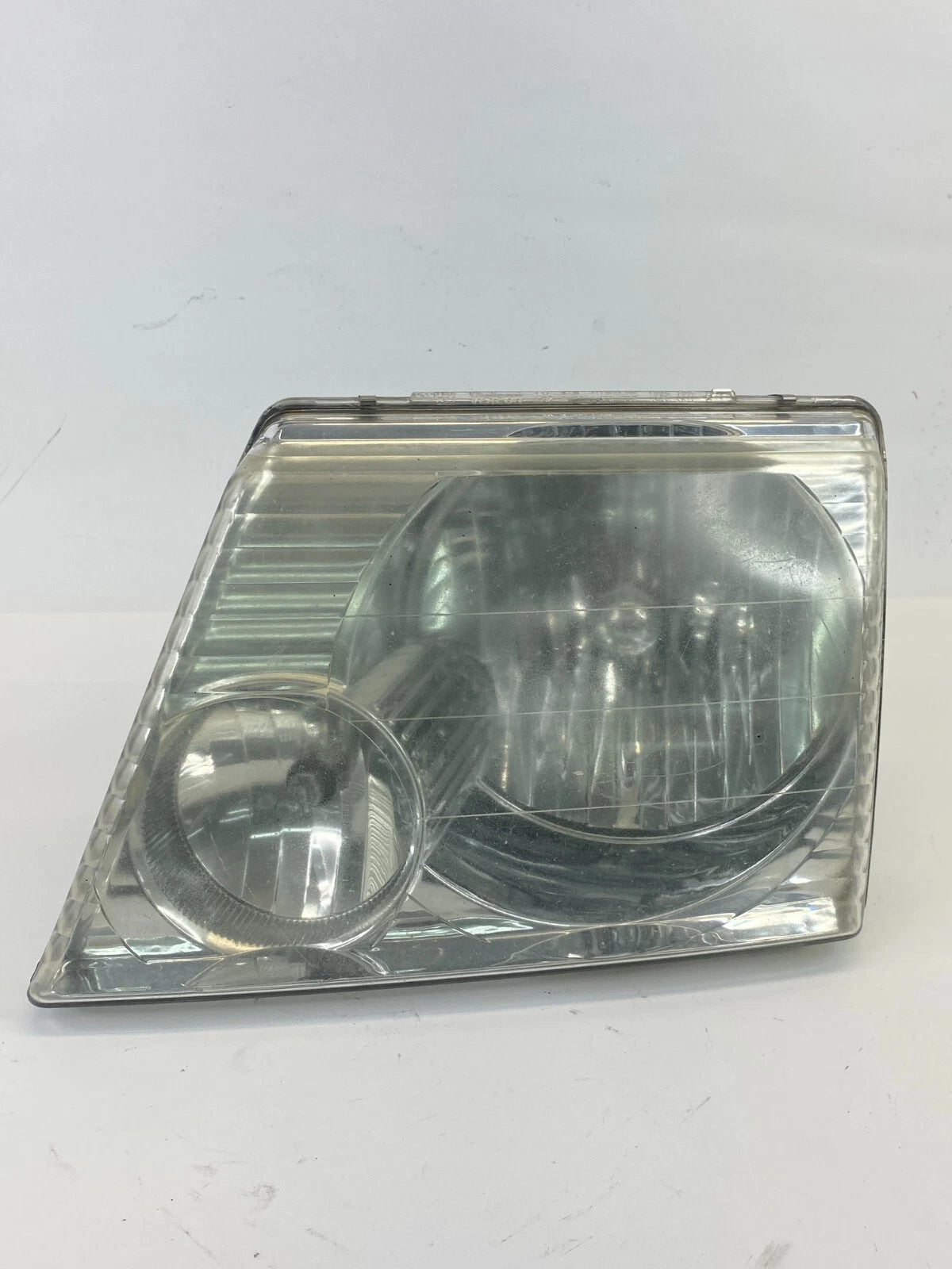 2002-2005 FORD EXPLORER FRONT LEFT DRIVER SIDE HEADLIGHT HEAD LIGHT LAMP OEM