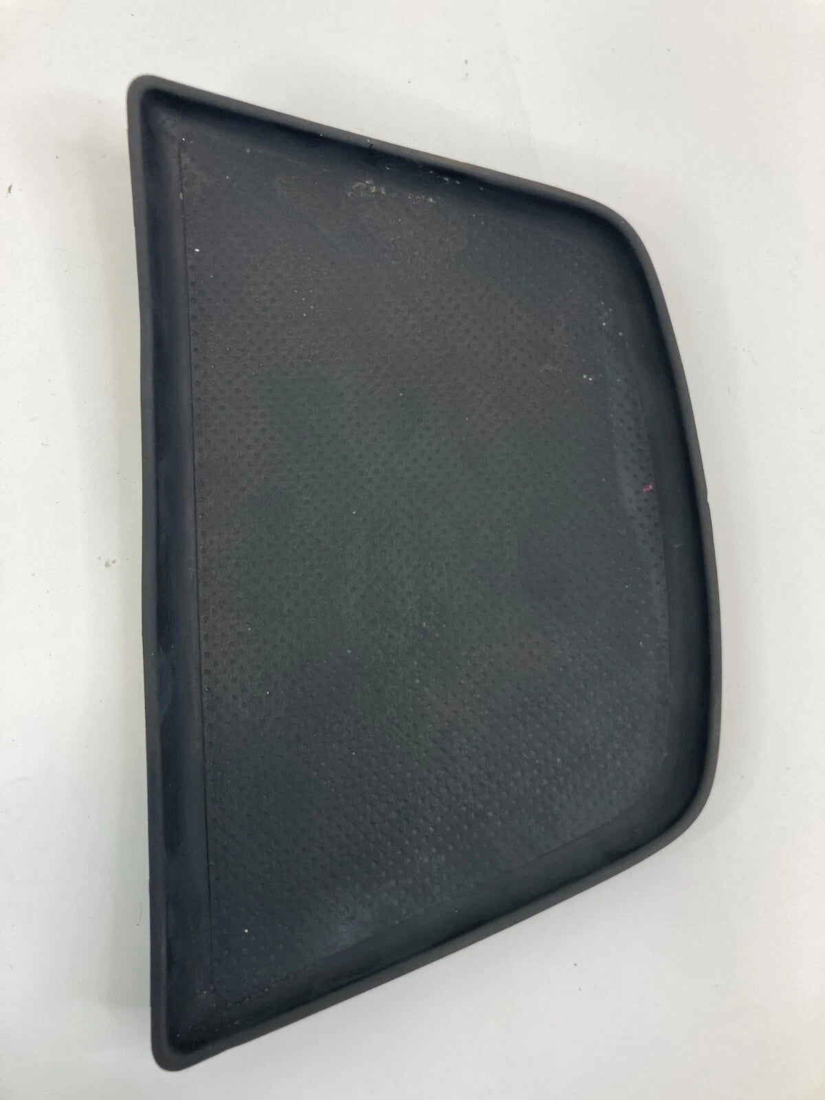 2011-2015 CHEVROLET CRUZE CENTER CONSOLE STORAGE COVER MAT LID GMJ300L12041 OEM