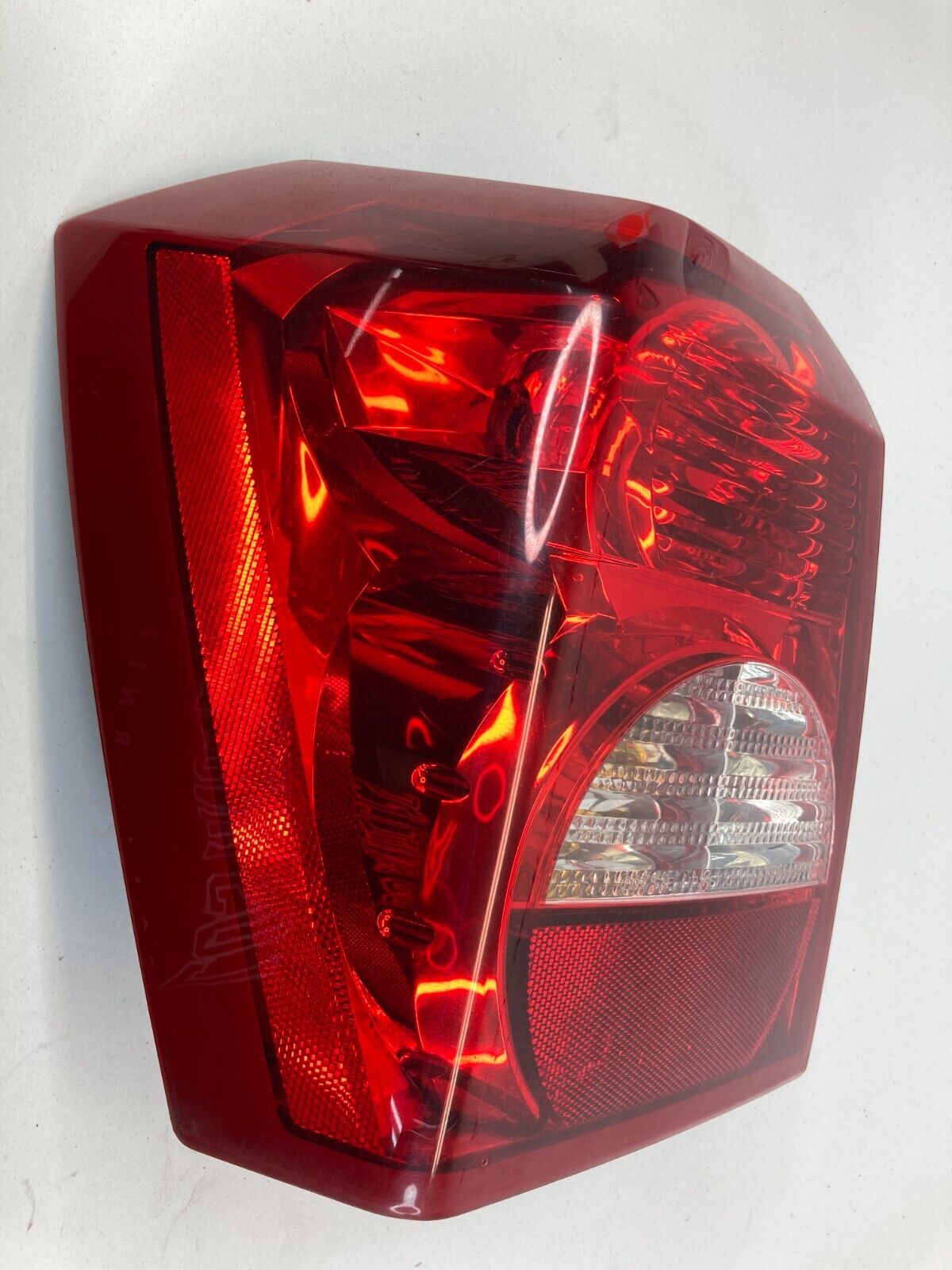 2007 07 Dodge Caliber Rear Left Side Trunk Lid Tail Light Assembly 5303753 OEM