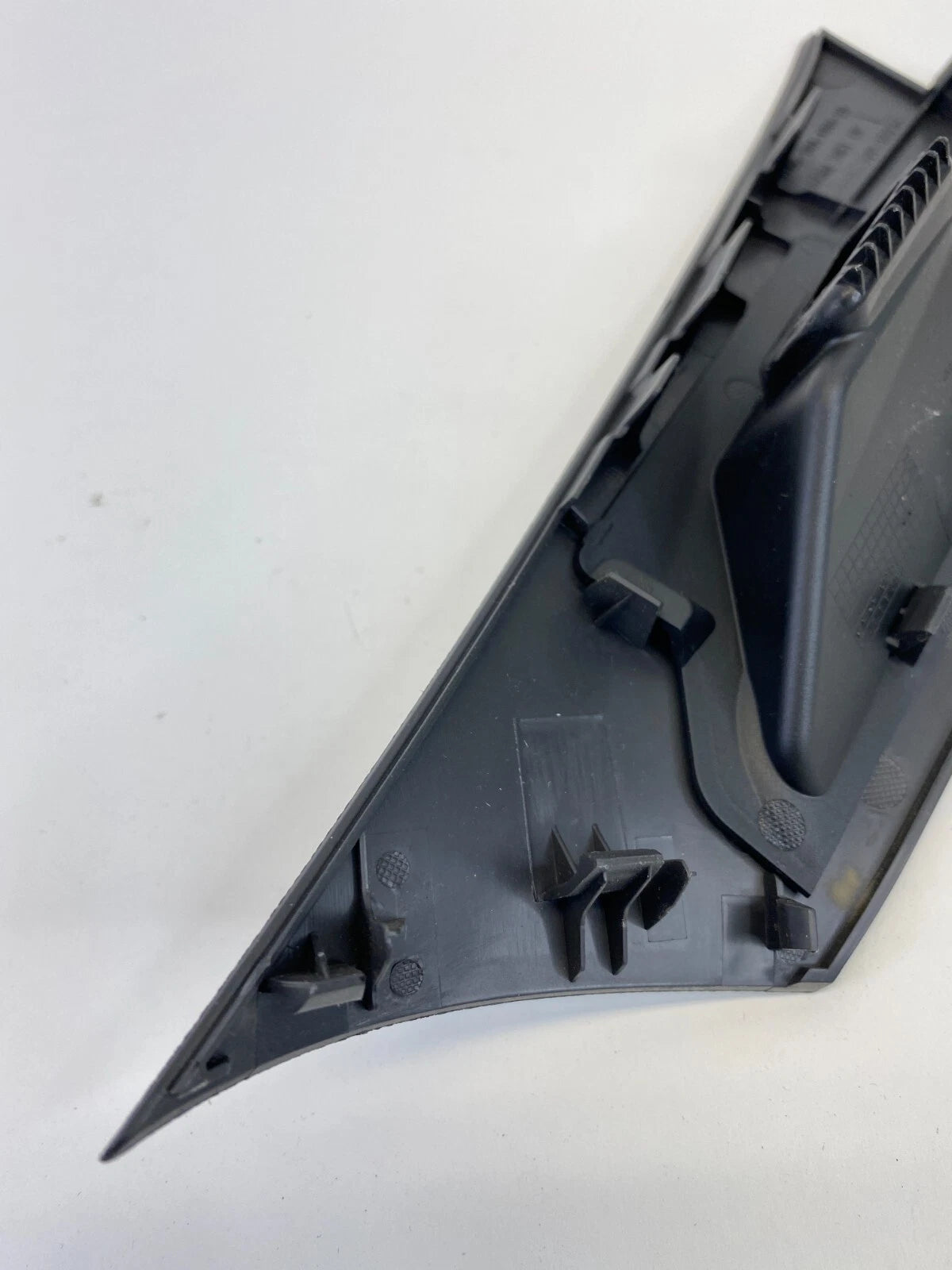 06-11 HONDA CIVIC FRONT LEFT SIDE A-PILLAR DASH DEFROSTER GRILLE BEZEL 77105-SNA