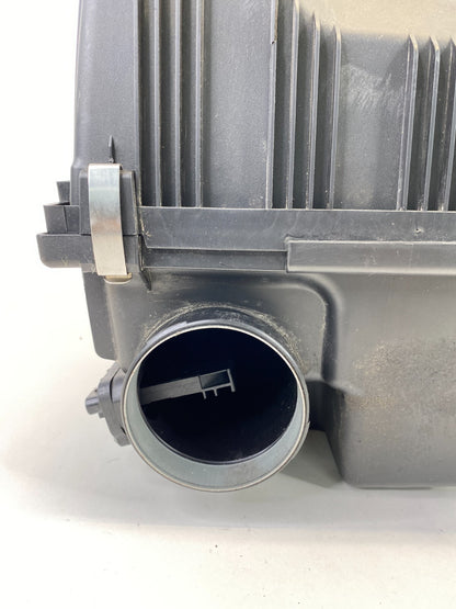 2013-2017 BMW X3 2.0L AWD Air Intake Cleaner Filter Box Assembly 761693201 OEM