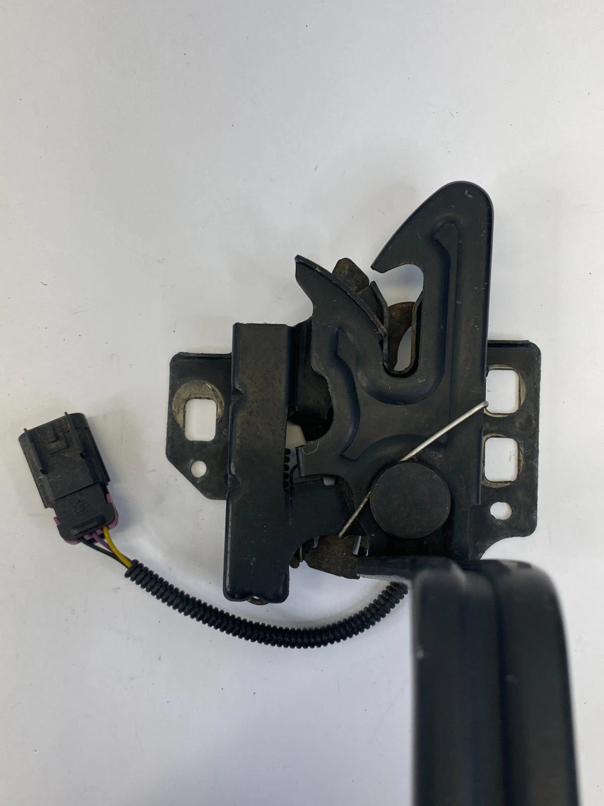 2006-2011 CHEVROLET HHR HOOD LATCH WITH REMOTE START SENSOR 25793975 OEM