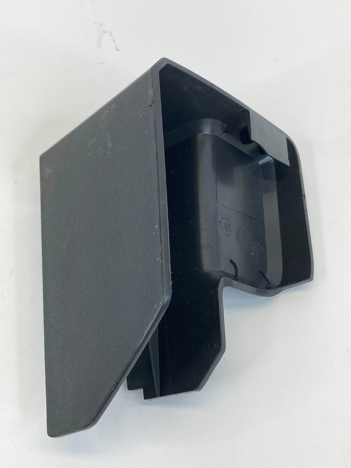 2010-2020 DODGE JOURNEY FRONT RIGHT SEAT TRACK RAIL TRIM COVER CAP OEM