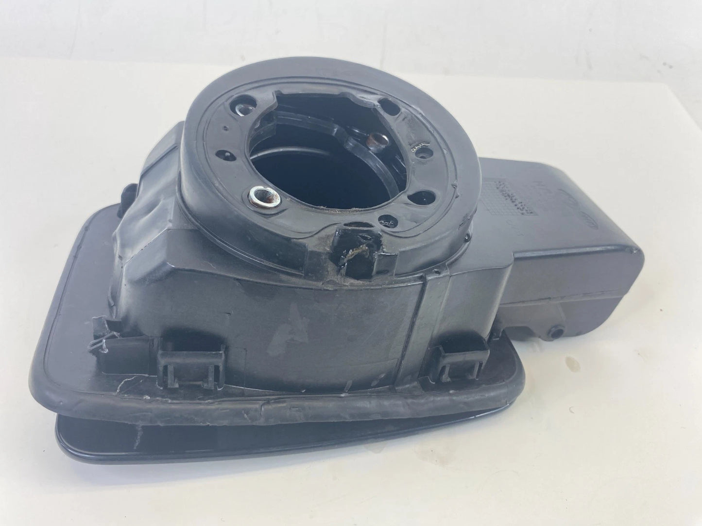 2011-2015 Hyundai Sonata Fuel Filler Door Gas Lid Cover w/ Cap 69510-3S000 OEM