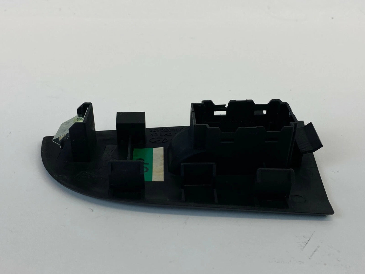 07-10 HYUNDAI ELANTRA SEDAN REAR LEFT BACK DOOR WINDOW SWITCH BEZEL 935802H000