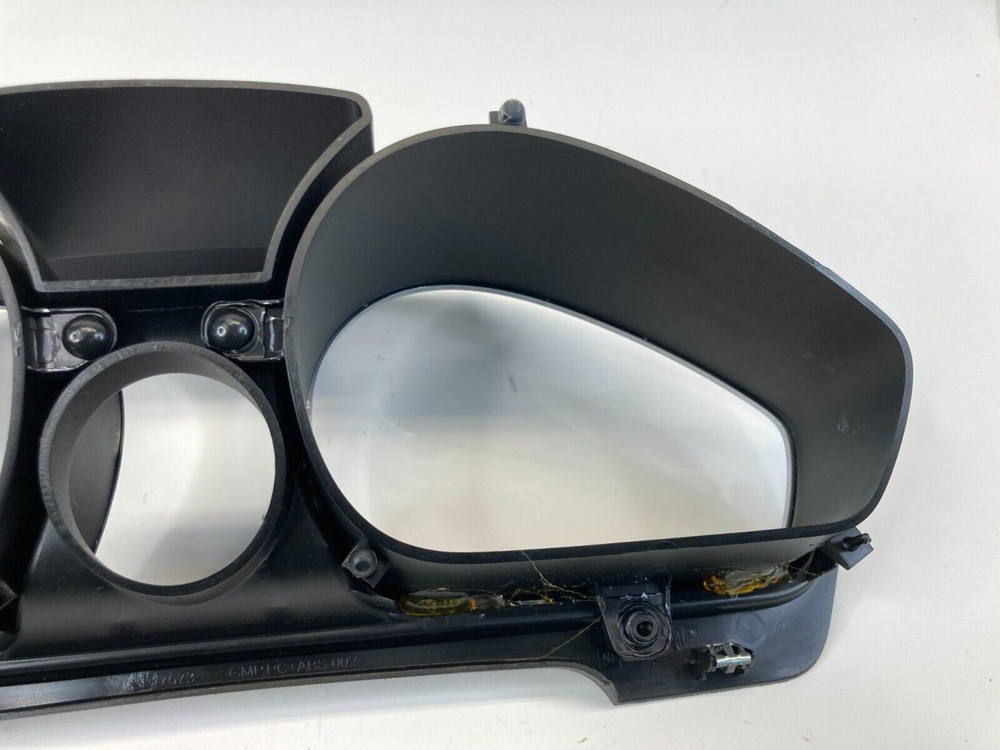 09-12 Chevrolet Traverse Speedometer Cluster Dash Bezel Surround Trim 20836170