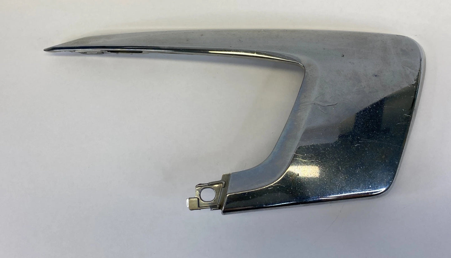 2016-2019 MITSUBISHI OUTLANDER SPORT FRONT RIGHT BUMPER MOLDING GARNISH 6407A170