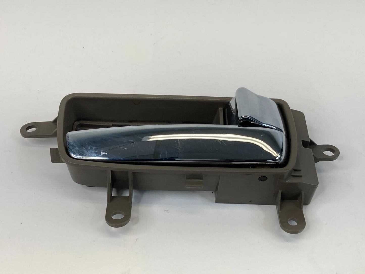 2005 2006 NISSAN ALTIMA FRONT RIGHT PASSENGER SIDE INTERIOR HANDLE ASSEMBLY OEM