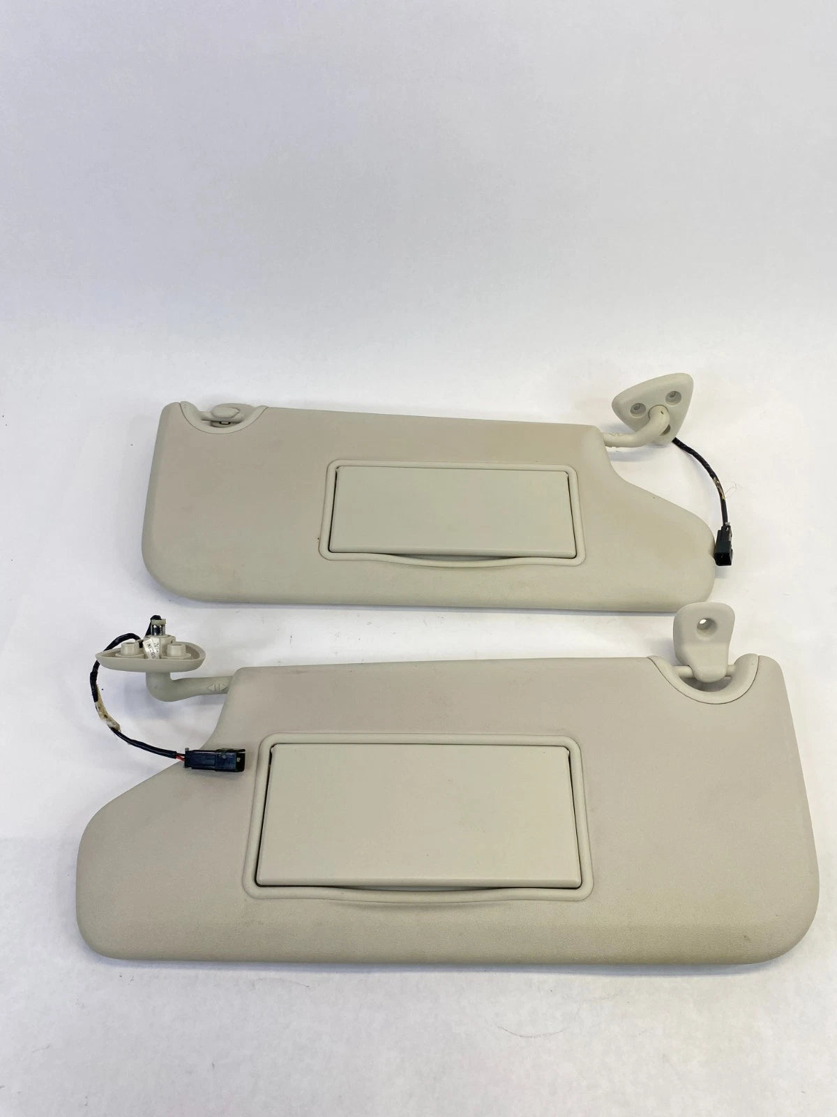 2009 2010 DODGE JOURNEY INTERIOR SUN VISOR SHIELD REAR VIEW PAIR SET LH & RH OEM