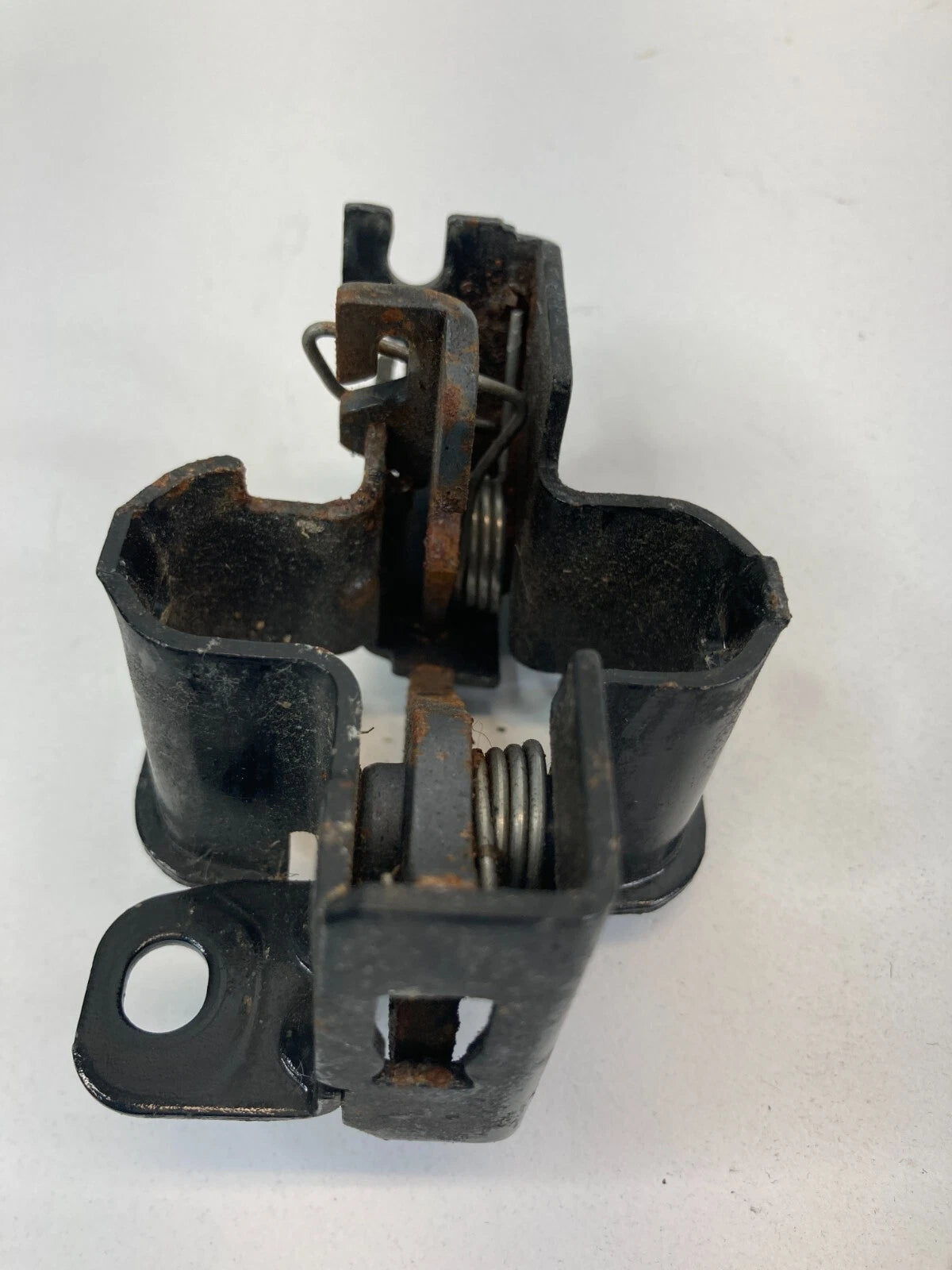 2003-2009 MERCEDES-BENZ E320 HOOD LOCK LATCH SAFETY LEFT OR RIGHT A2038800060
