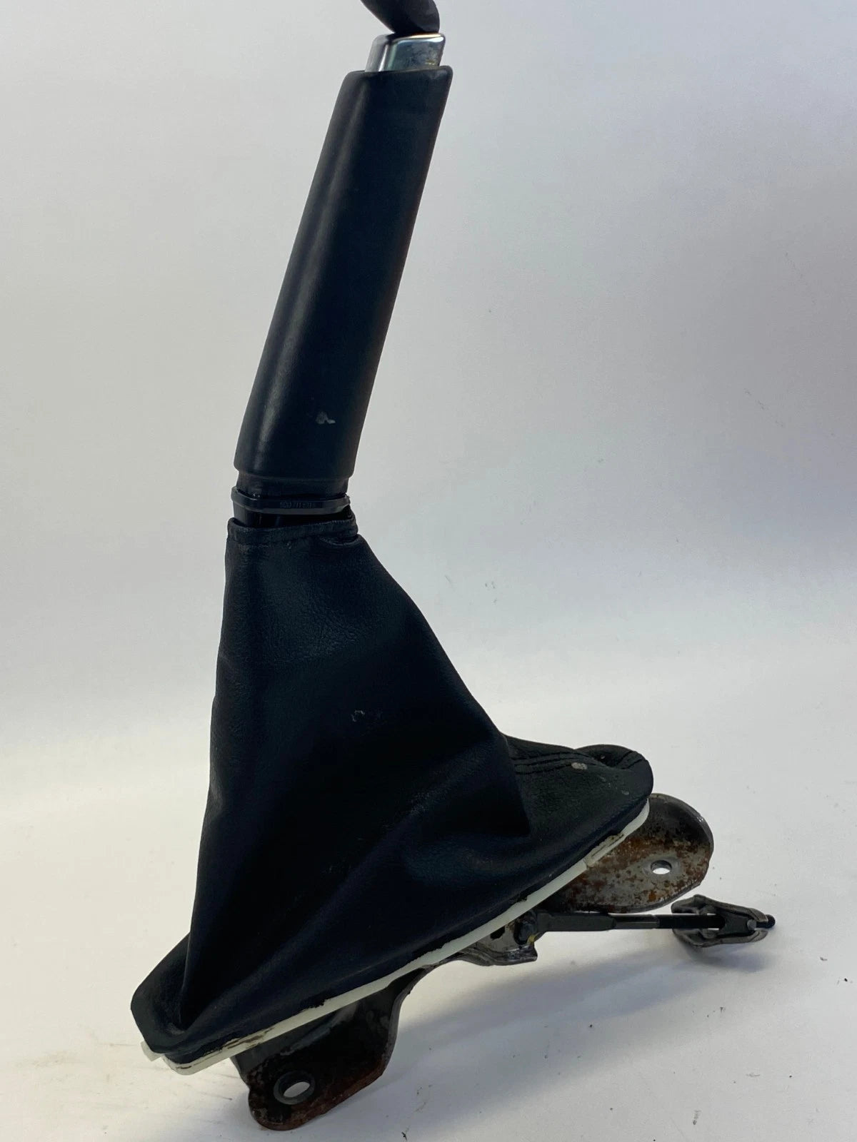 2011-2014 VOLKSWAGEN JETTA CENTER CONSOLE EMERGENCY PARKING BRAKE LEVER ASSY OEM
