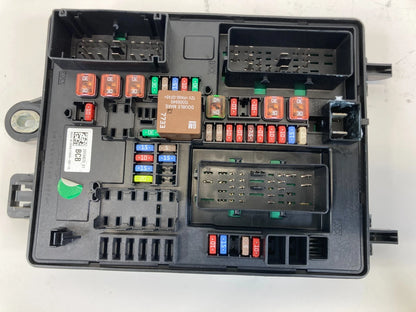 2014-2019 CADILLAC ATS CTS REAR BODY MULTIFUNCTIONAL JUNCTION FUSE BOX 23134073