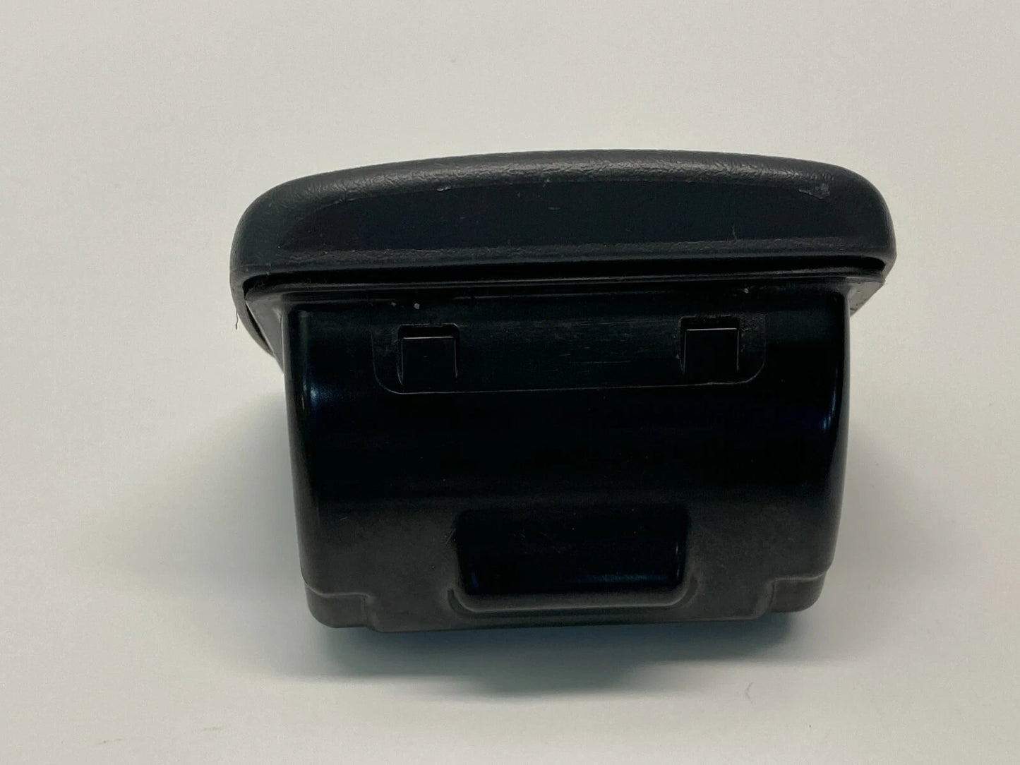 2005 2006 2007 SUZUKI AERIO REAR CENTER CONSOLE ASHTRAY ASH TRAY OEM