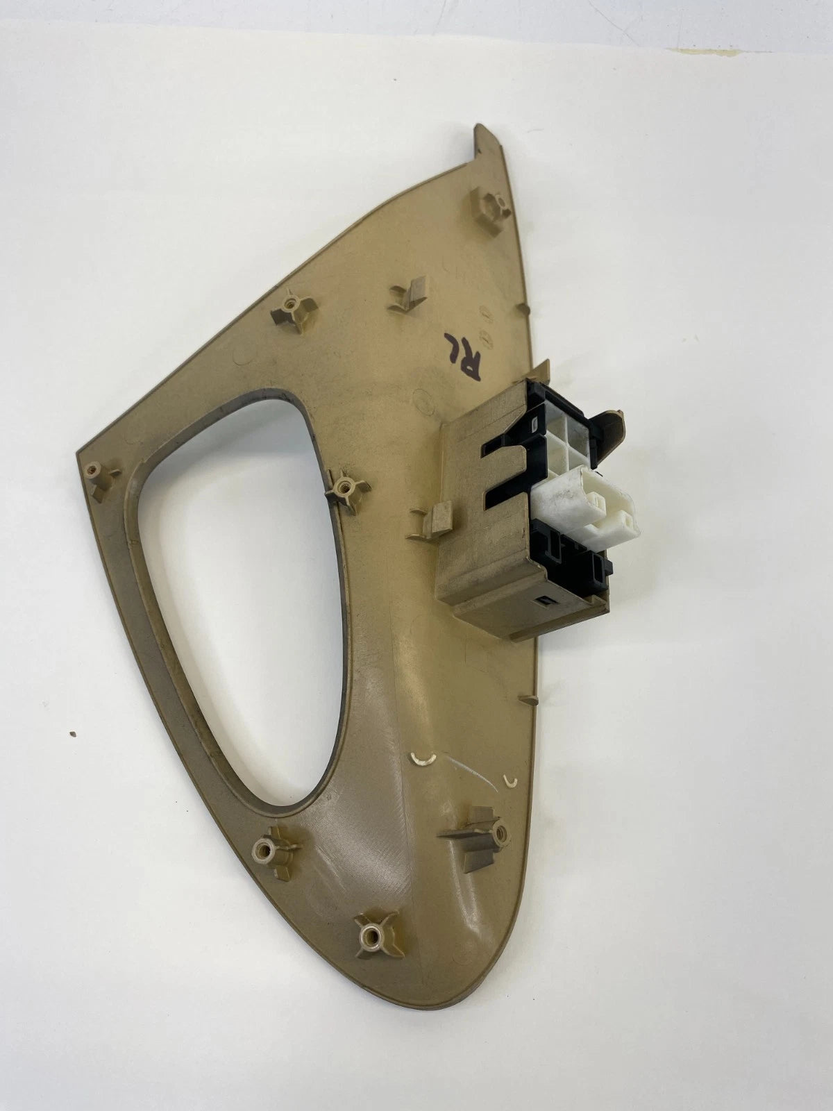 2007-2011 TOYOTA CAMRY REAR LEFT DOOR WINDOW CONTROL SWITCH W/ BEZEL 74272-06130