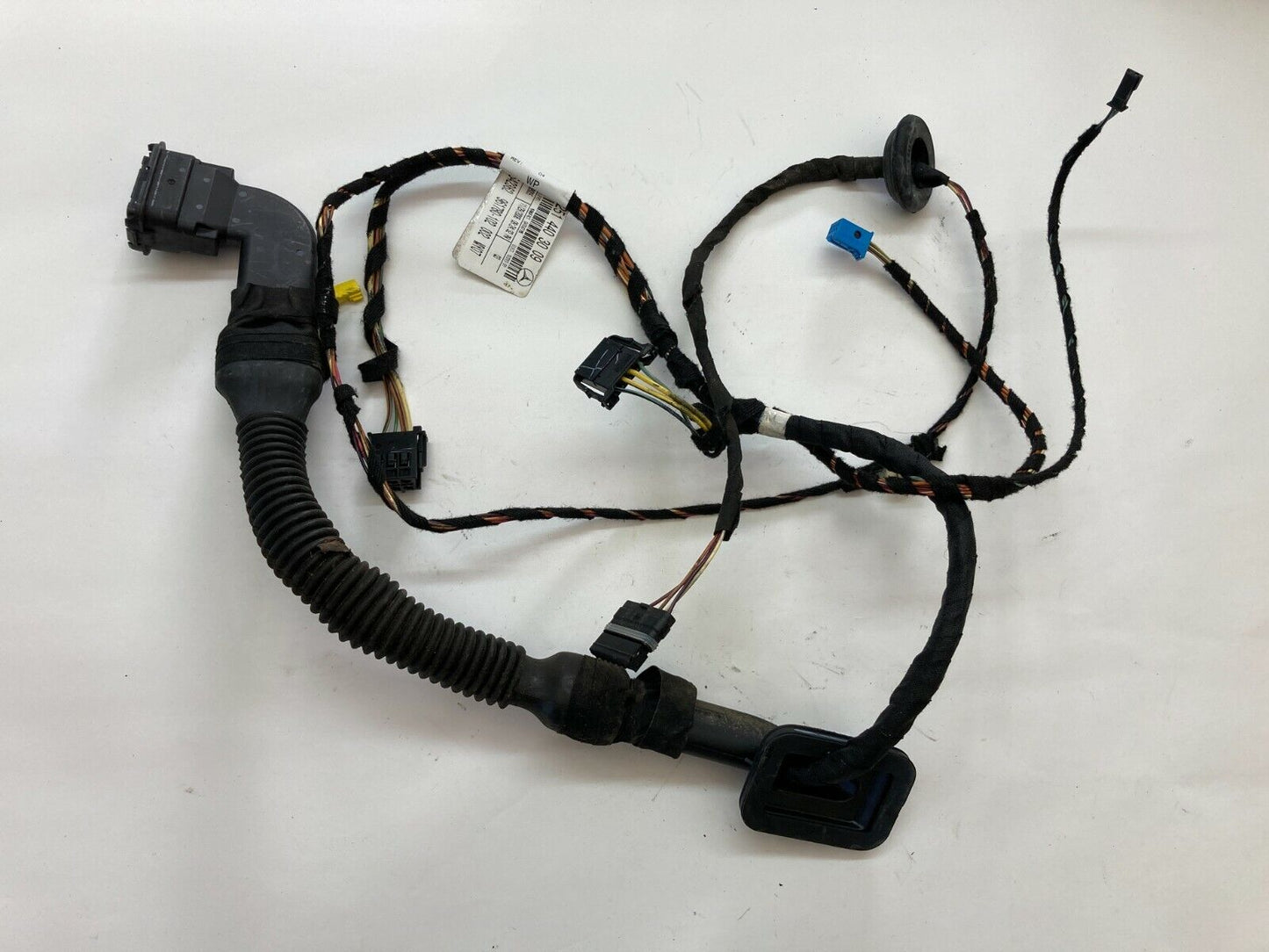 06-09 Mercedes-Benz R350 Rear Left Side Door Panel Wiring Harness A2514403009