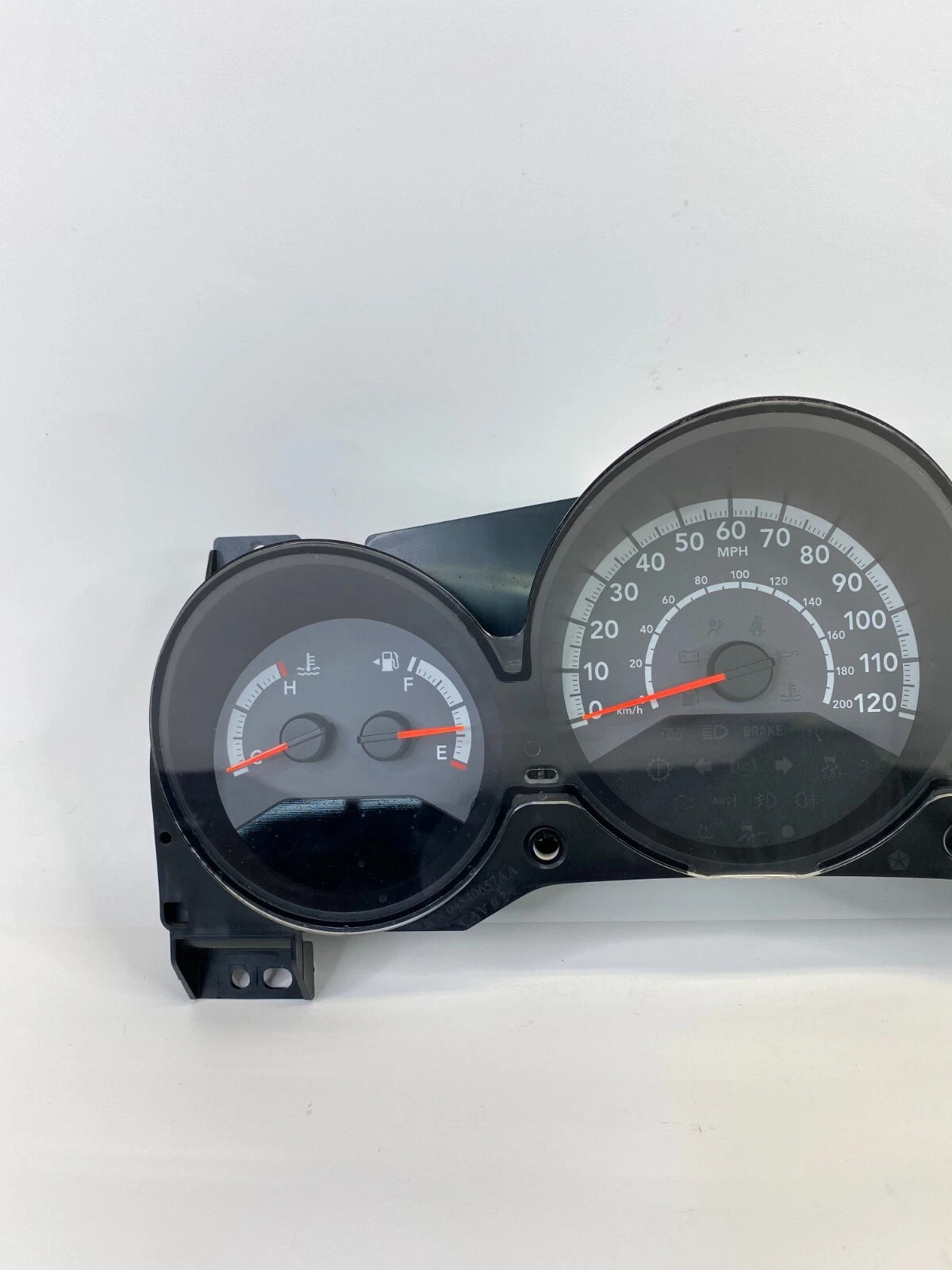 2011 2012 DODGE CALIBER SPEEDOMETER CLUSTER GAUGES 132.158 MILES 68087323AB OEM