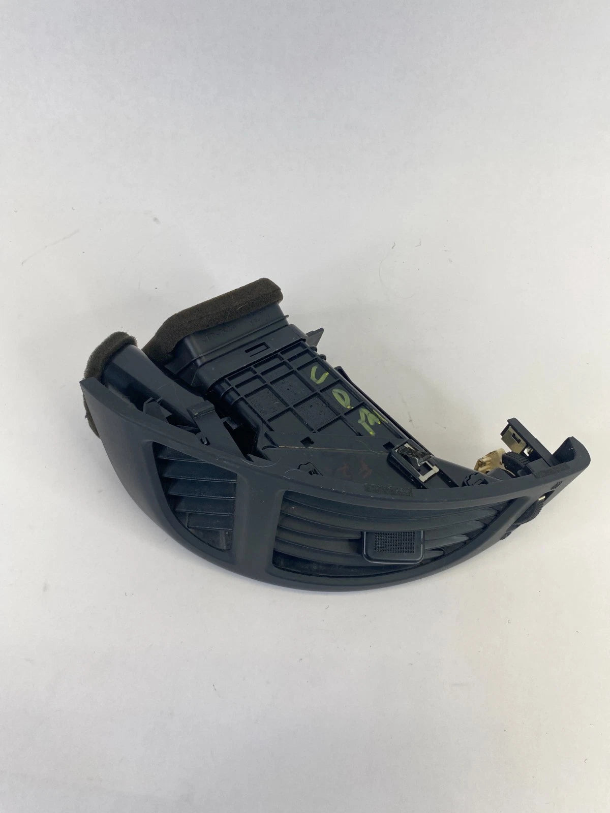 2010-2013 KIA FORTE DASH RIGHT PASSENGER A/C AIR VENT GRILLE OUTLET OEM