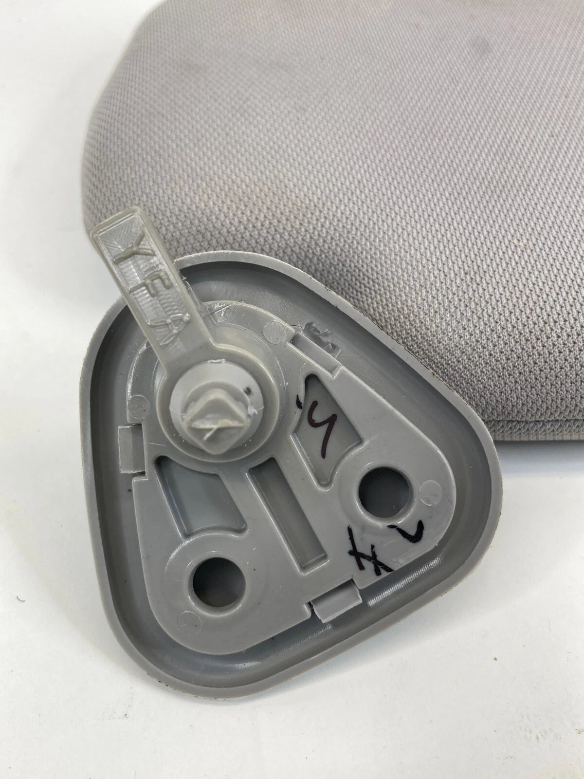 2011-2014 HYUNDAI SONATA W SUNROOF LEFT SUNVISOR DRIVER SUN VISOR SHADE GREY OEM