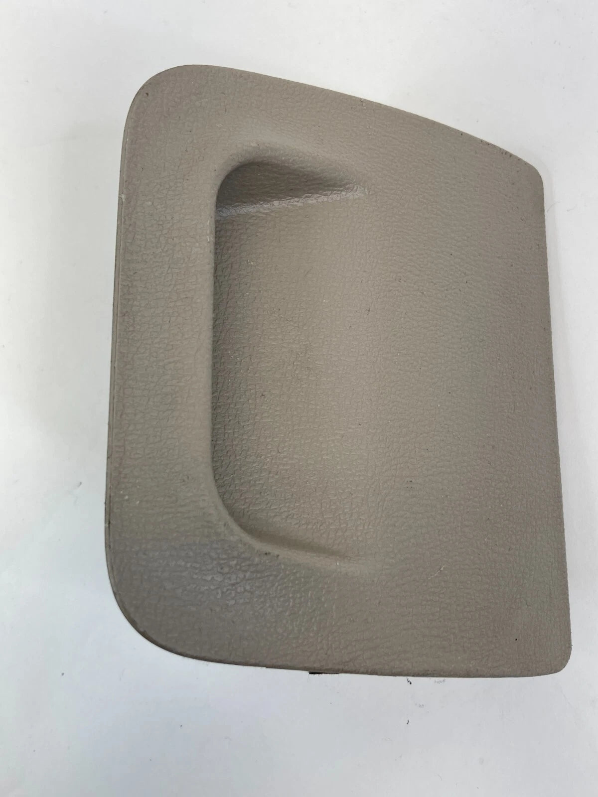 2006-2008 HYUNDAI SONATA DASH LOWER TRIM PANEL TRAY PAD STORAGE 84756-3K000 OEM