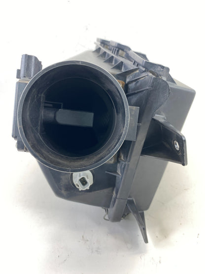 2000 2001 2002 Lincoln Town Car Air Intake Cleaner Box Housing Filter OEM