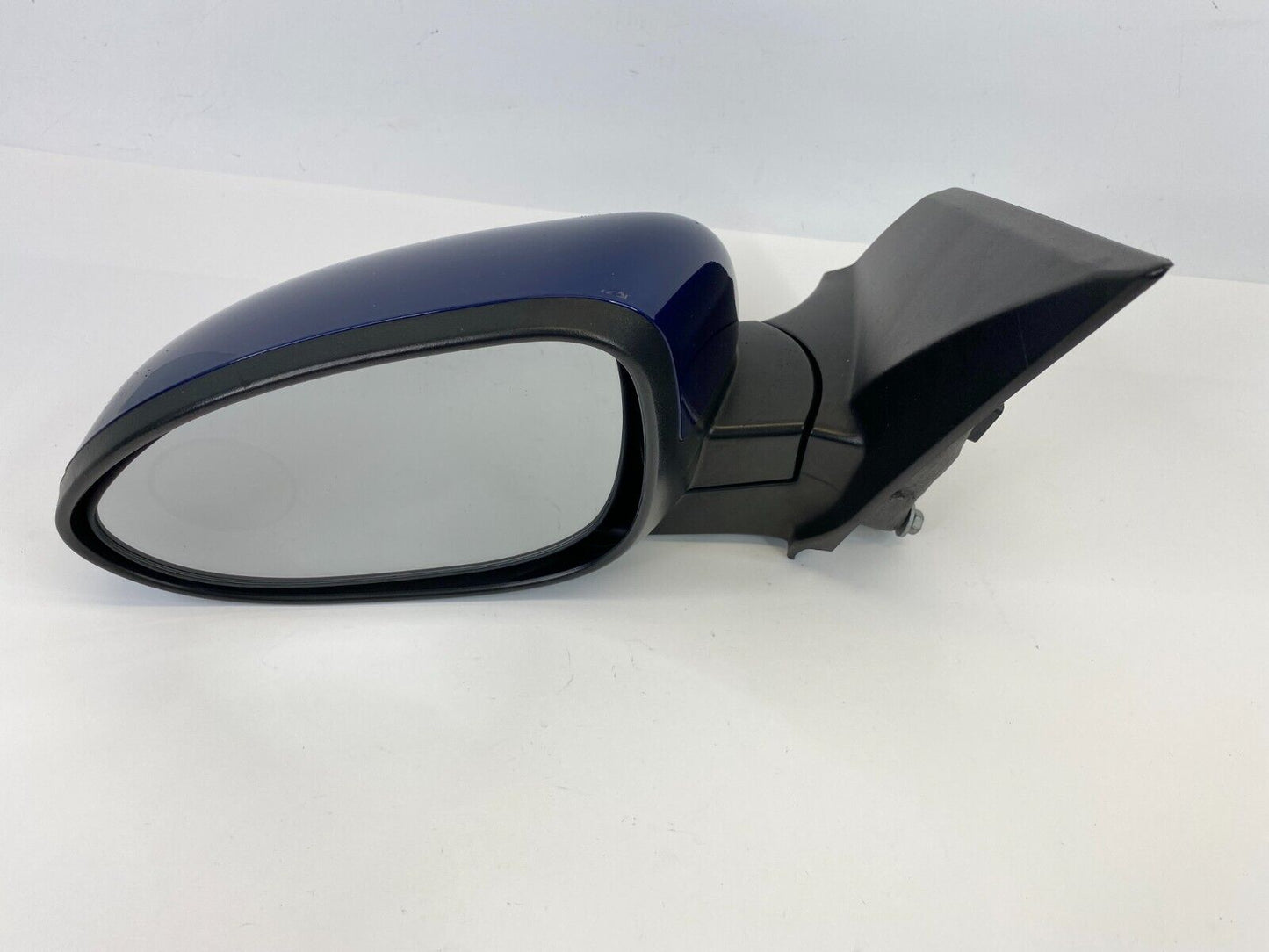 2013 2014 Chevrolet Sonic Left Driver Side View Power Mirror E11026673 OEM