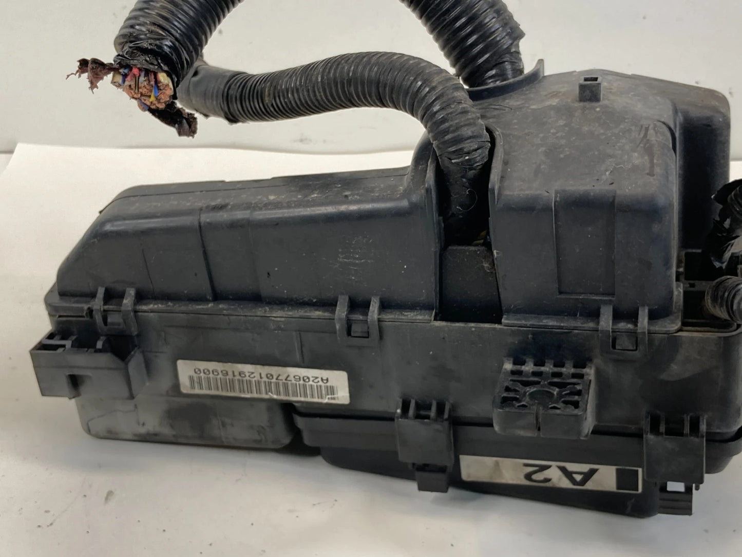 2005-2007 HONDA ODYSSEY 3.5L V6 ENGINE COMPARTMENT FUSE BOX RELAY JUNCTION BLOCK