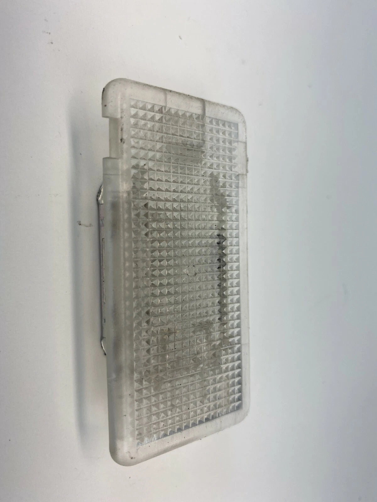 2004 2005 BMW 545I 04-07 530I 525I GLOVE BOX COURTESY LIGHT LAMP 63316962040 OEM