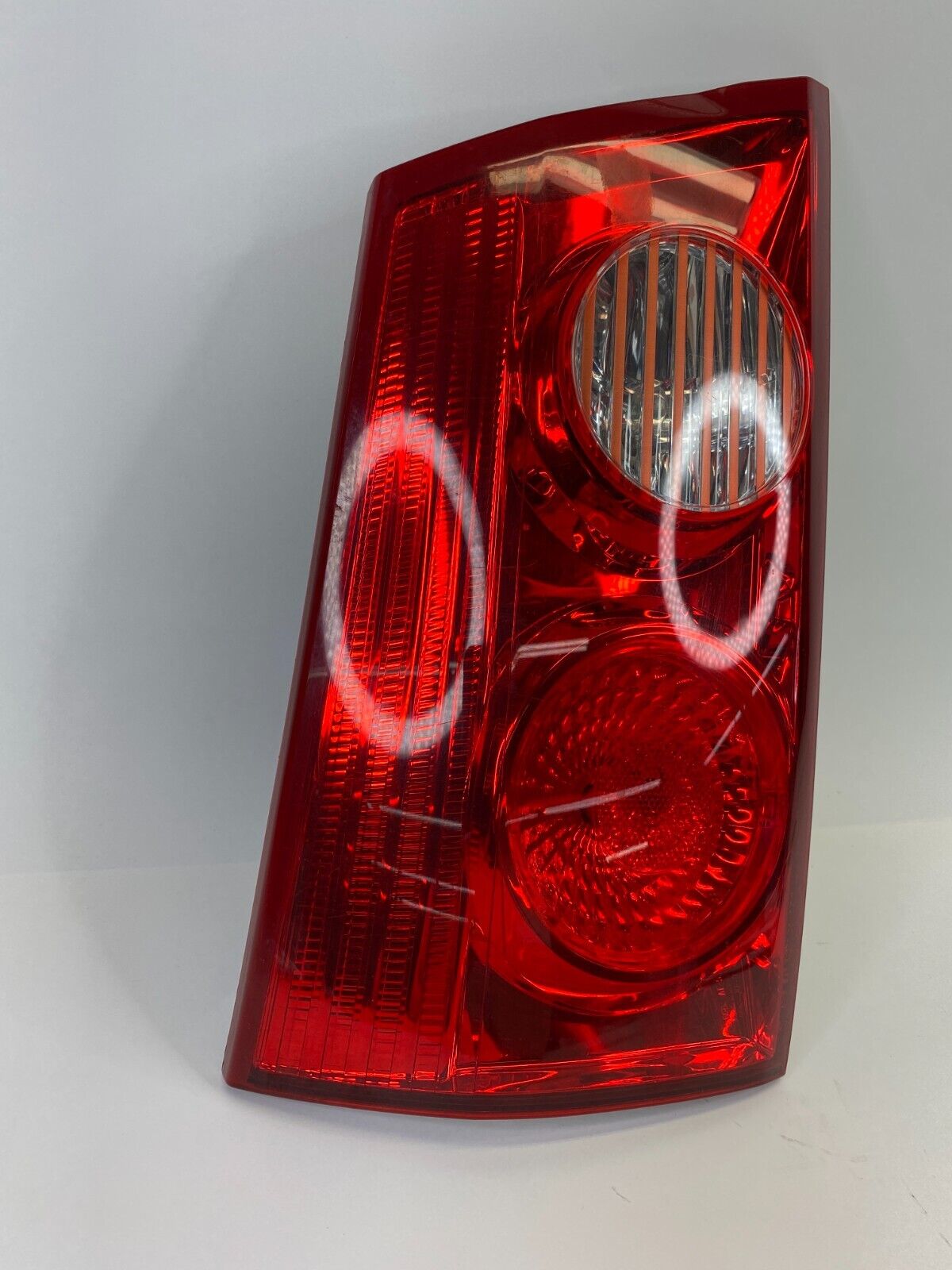 06-10 Toyota Sienna Lid Mounted Left Inner Tail Light Lamp Taillight Taillamp