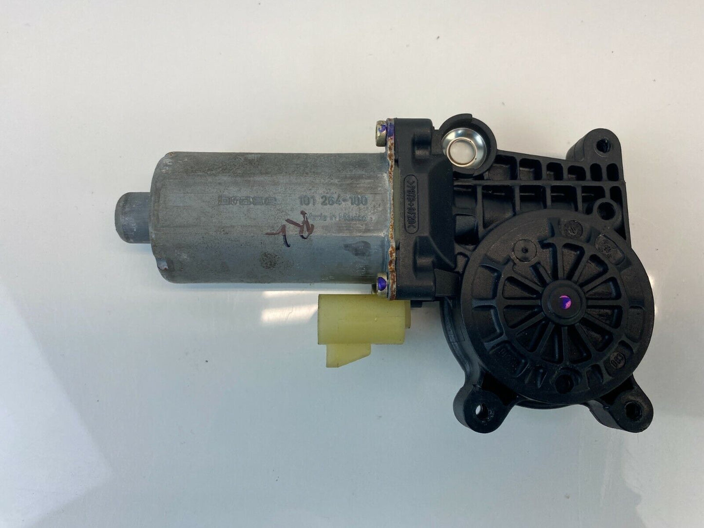 2003-2007 Cadillac CTS Rear Left Back Side Power Window Motor 101264-100 OEM