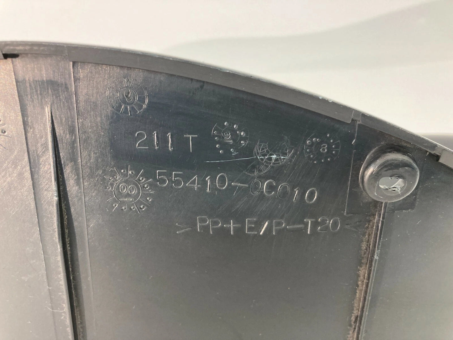 2001-2007 TOYOTA SEQUOIA DASH SPEEDOMETER CLUSTER PANEL BEZEL TRIM 55410-0C010