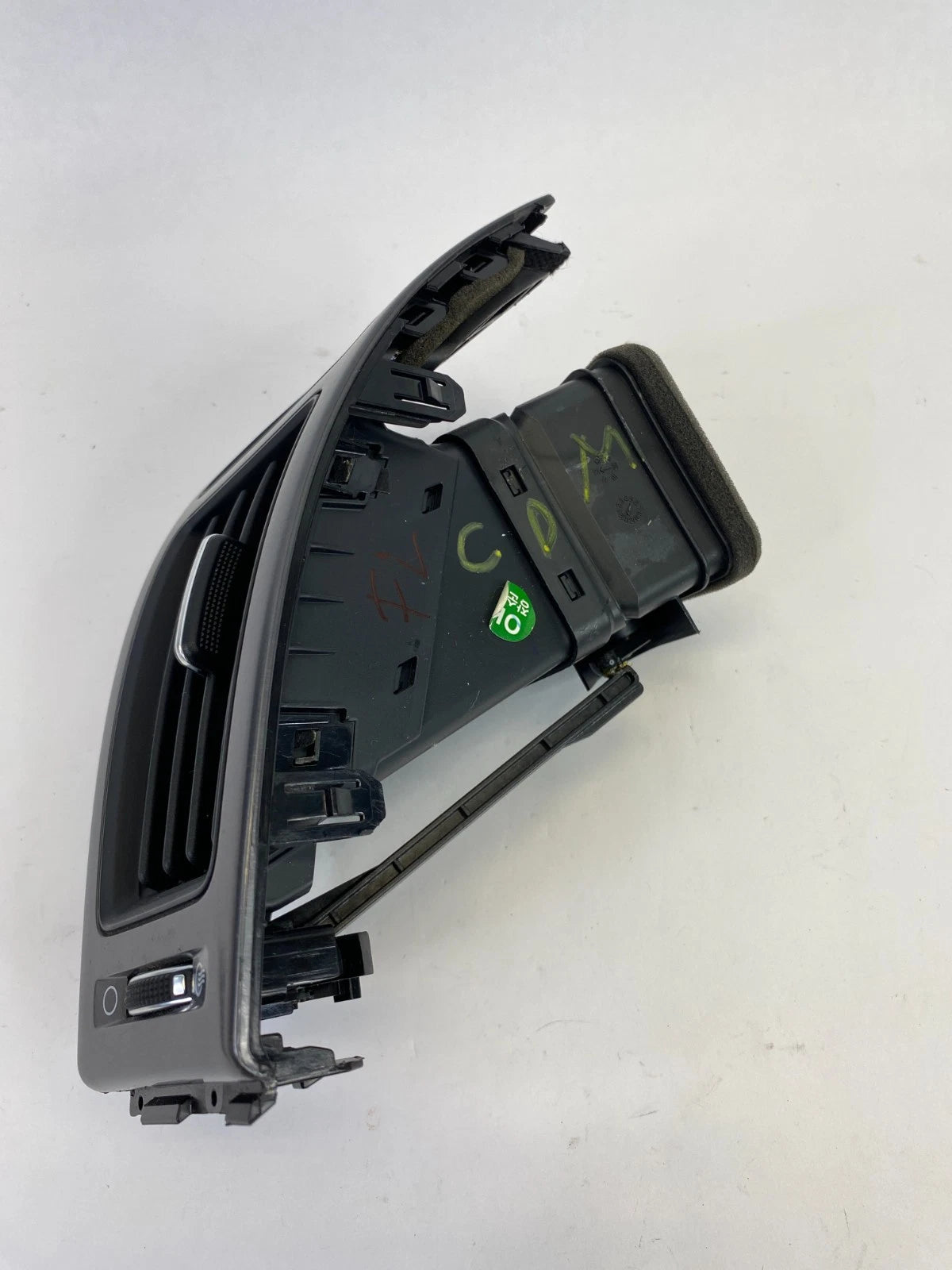 2011-2014 HYUNDAI SONATA DASH LEFT DRIVER AC AIR VENT OUTER GRILLE OEM 3S9748000