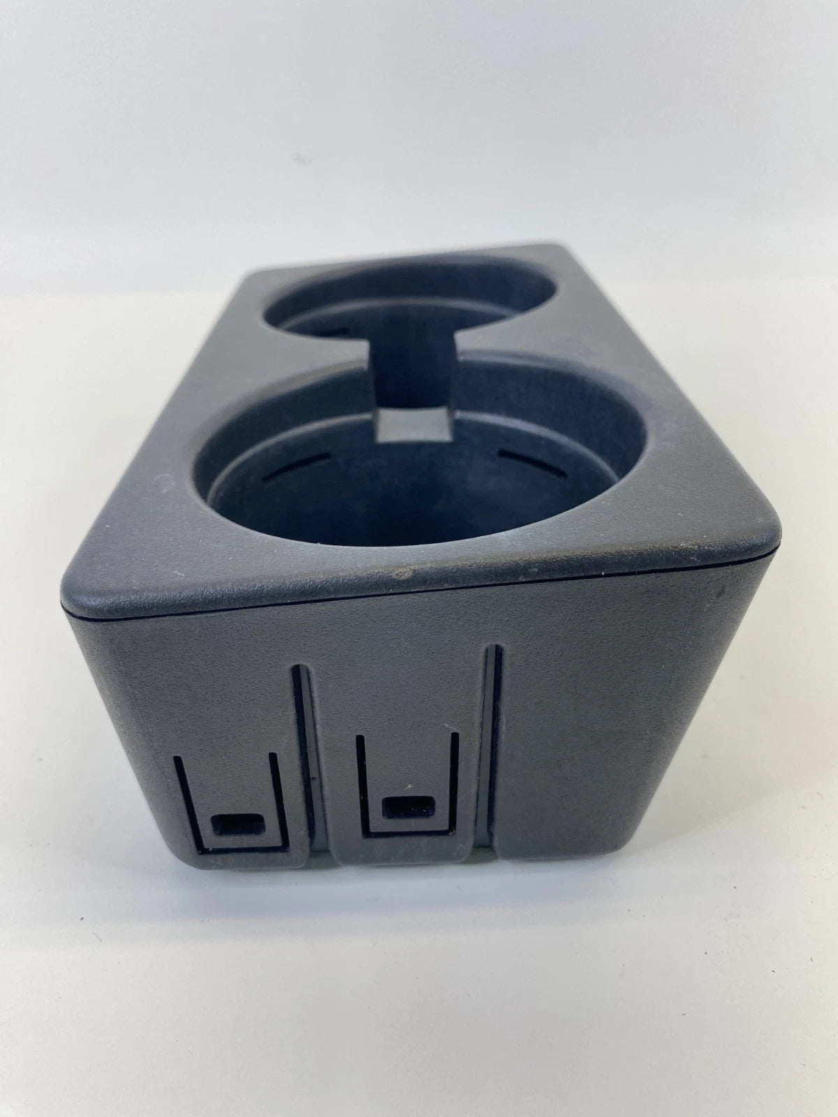 2007-2014 GMC YUKON CENTER CONSOLE DUAL DRINK CUP HOLDER CUPHOLDER INSERT OEM