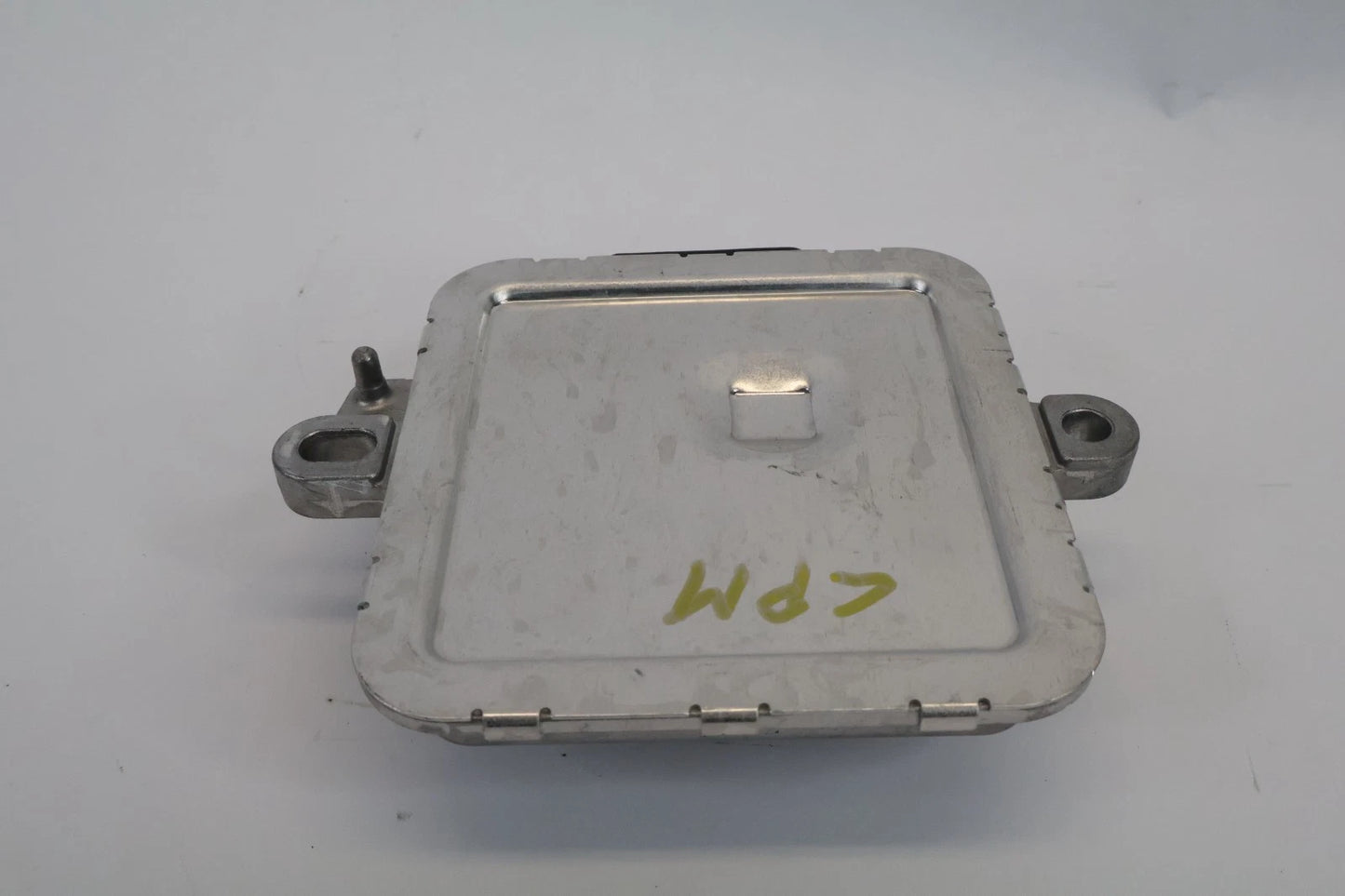 2016-2019 CHEVROLET CRUZE FUEL PUMP POWER CONTROL MODULE 23382564 OEM