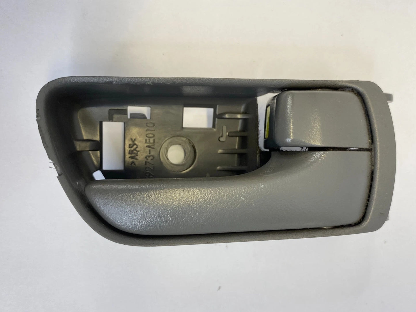 2004-2010 TOYOTA SIENNA CE & LE FRONT RH PASSENGER INTERIOR DOOR HANDLE GRAY OEM