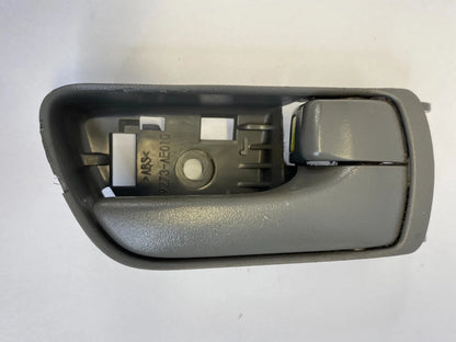 2004-2010 TOYOTA SIENNA CE & LE FRONT RH PASSENGER INTERIOR DOOR HANDLE GRAY OEM