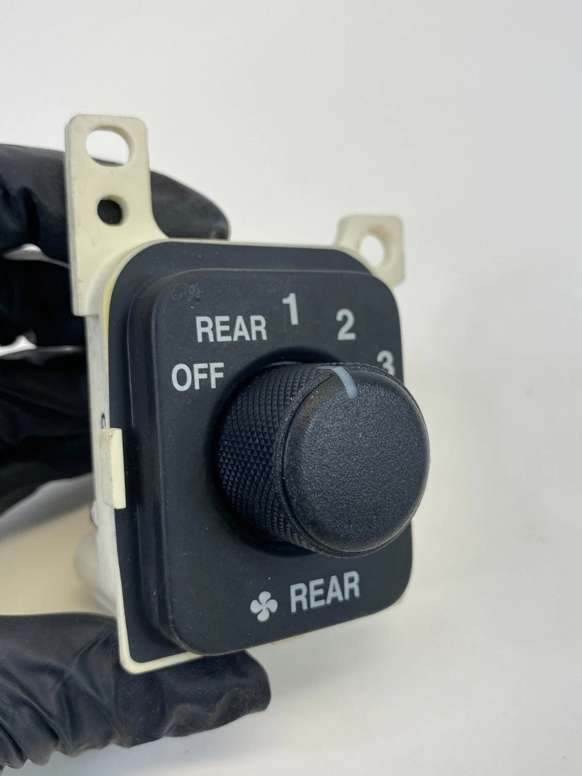 2003-2006 SUZUKI XL-7 FRONT DASH REAR A/C TEMPERATURE CLIMATE CONTROL SWITCH OEM