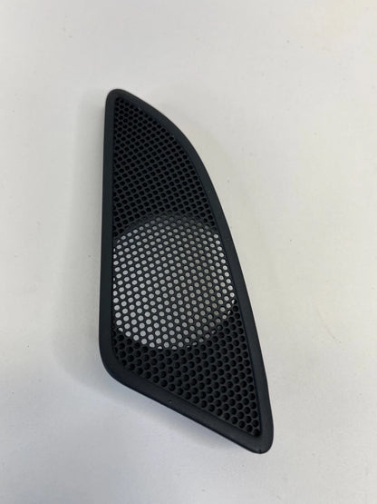 2011-2016 HYUNDAI ELANTRA FRONT LEFT DRIVER SIDE SPEAKER GRILL COVER TRIM BEZEL