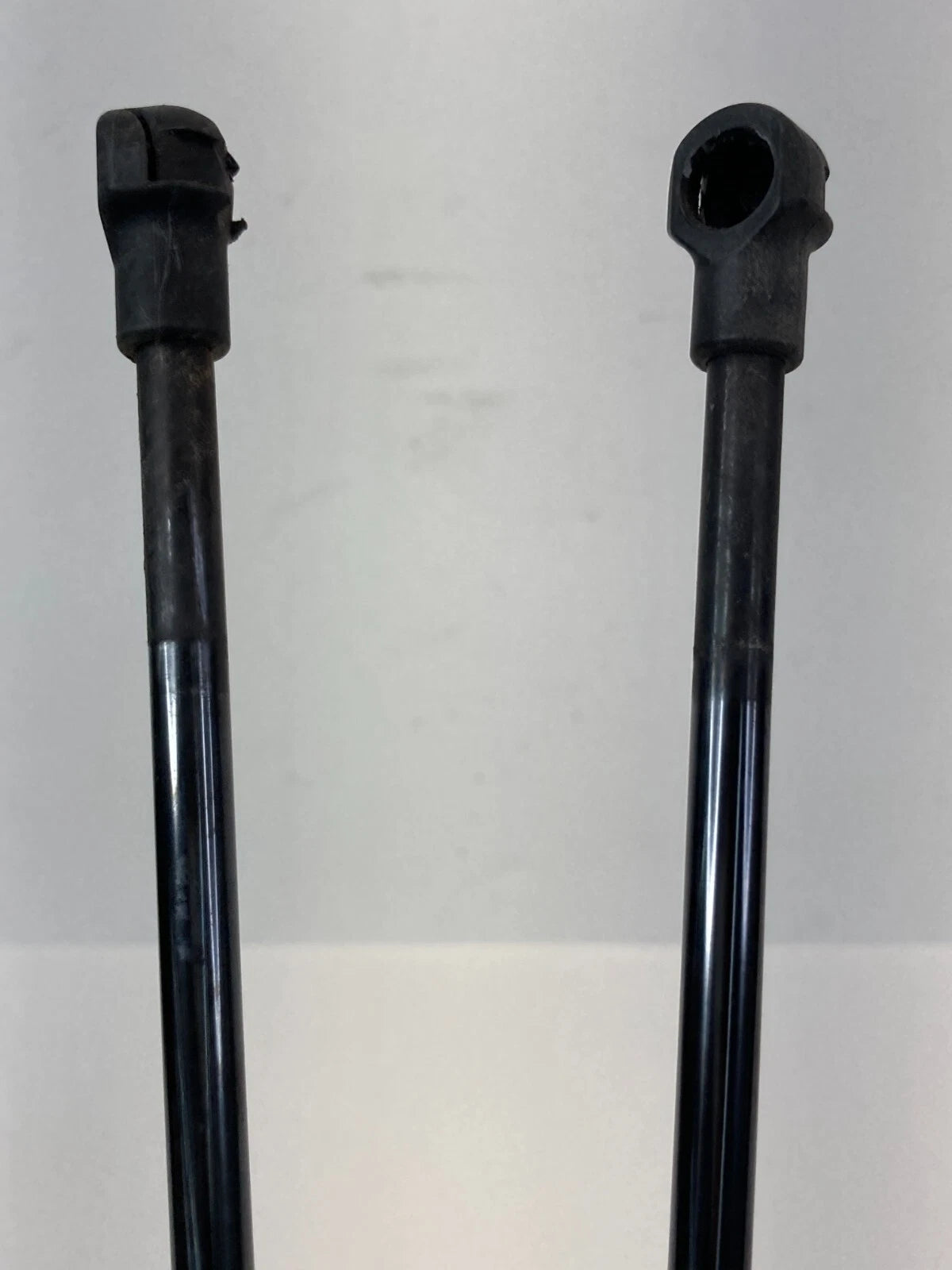09-15 JAGUAR XF SEDAN REAR TRUNK LID STRUT SUPPORT CYLINDER SET 8X23-406A42-AC
