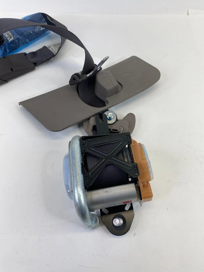 2010-2015 HYUNDAI TUCSON FRONT RIGHT SEAT BELT PASSENGER RETRACTOR 2S506MBS OEM