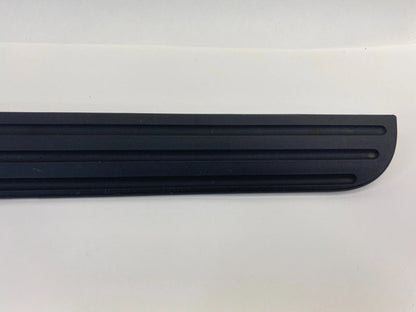 06-12 TOYOTA RAV4 FRONT RIGHT SIDE DOOR SCUFF PLATE TRIM PANEL BEZEL 67911-42030