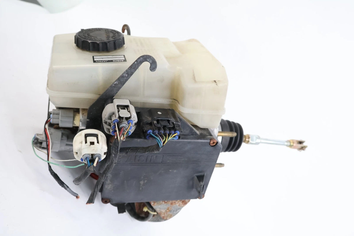 2003-2005 TOYOTA 4RUNNER ANTI LOCK BRAKE MASTER CYLINDER BOOSTER PUMP OEM