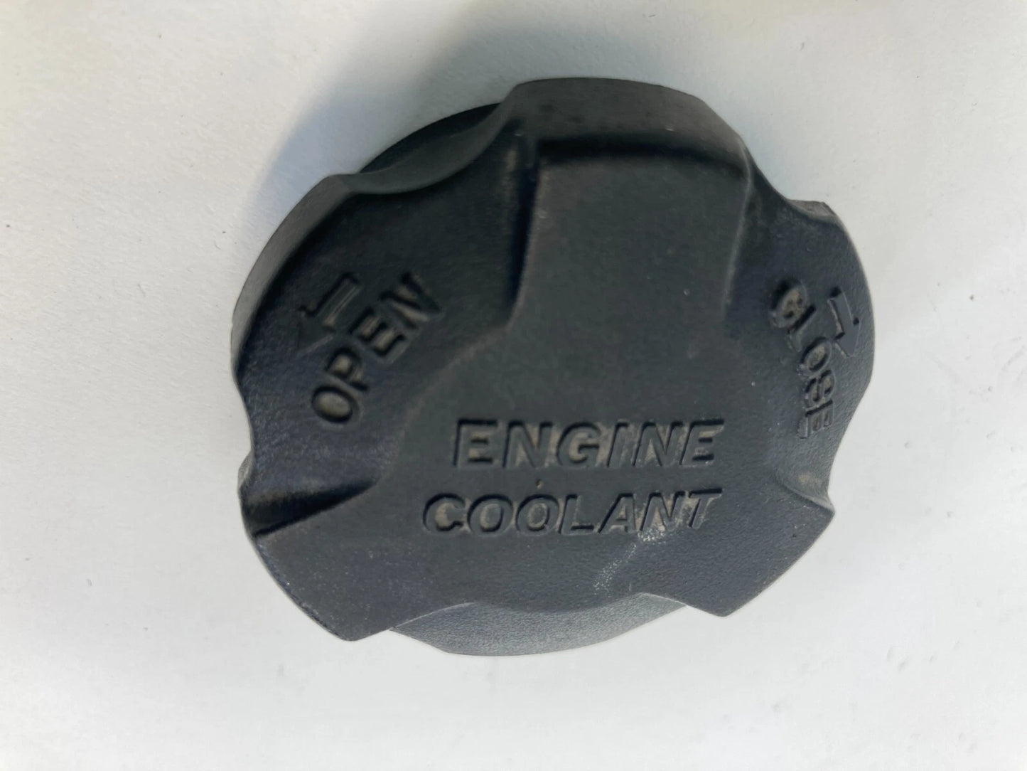 06-11 HYUNDAI ACCENT 1.6L RADIATOR ENGINE COOLANT RESERVOIR CAP TANK COVER OEM