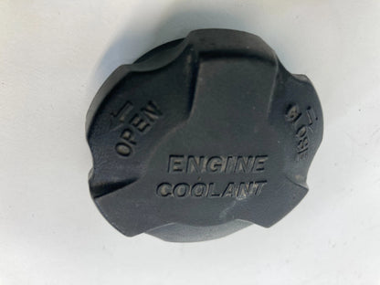 06-11 HYUNDAI ACCENT 1.6L RADIATOR ENGINE COOLANT RESERVOIR CAP TANK COVER OEM