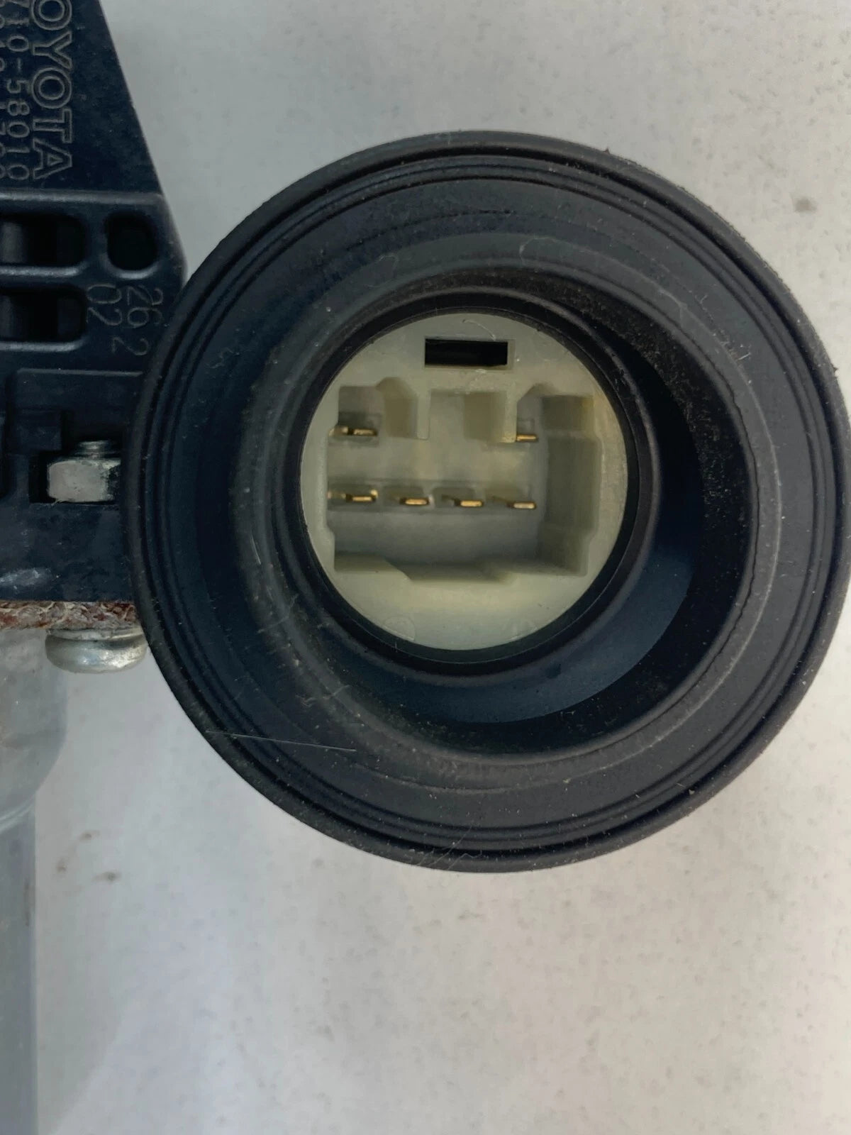 2006-2008 LEXUS IS250 IS350 REAR LEFT SIDE DOOR POWER WINDOW MOTOR 85710-58010