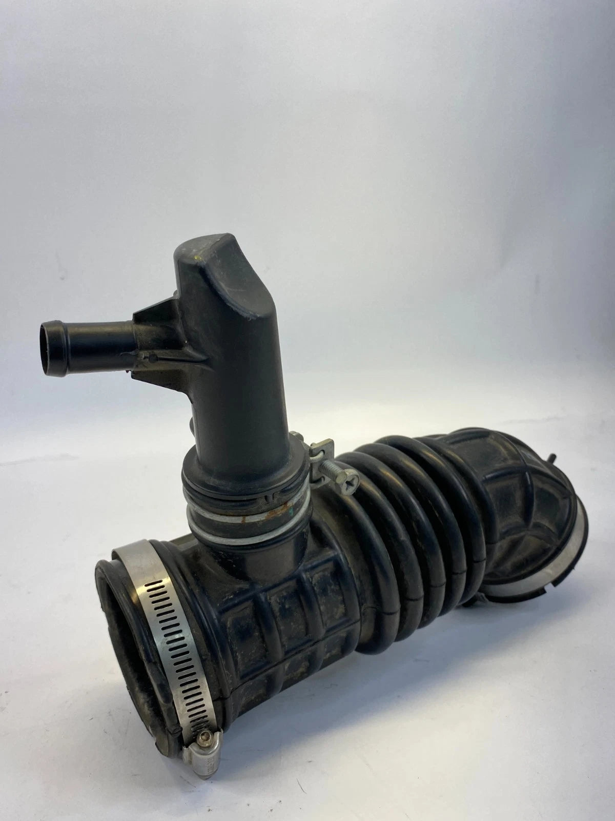 2013-2019 NISSAN SENTRA 1.8L ENGINE AIR INTAKE HOSE CLEANER DUCT PIPE TUBE