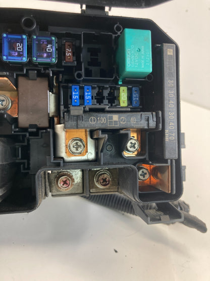 2008-2012 Honda Accord 2.4L L4 Engine Junction Relay Fuse Box Compartment OEM