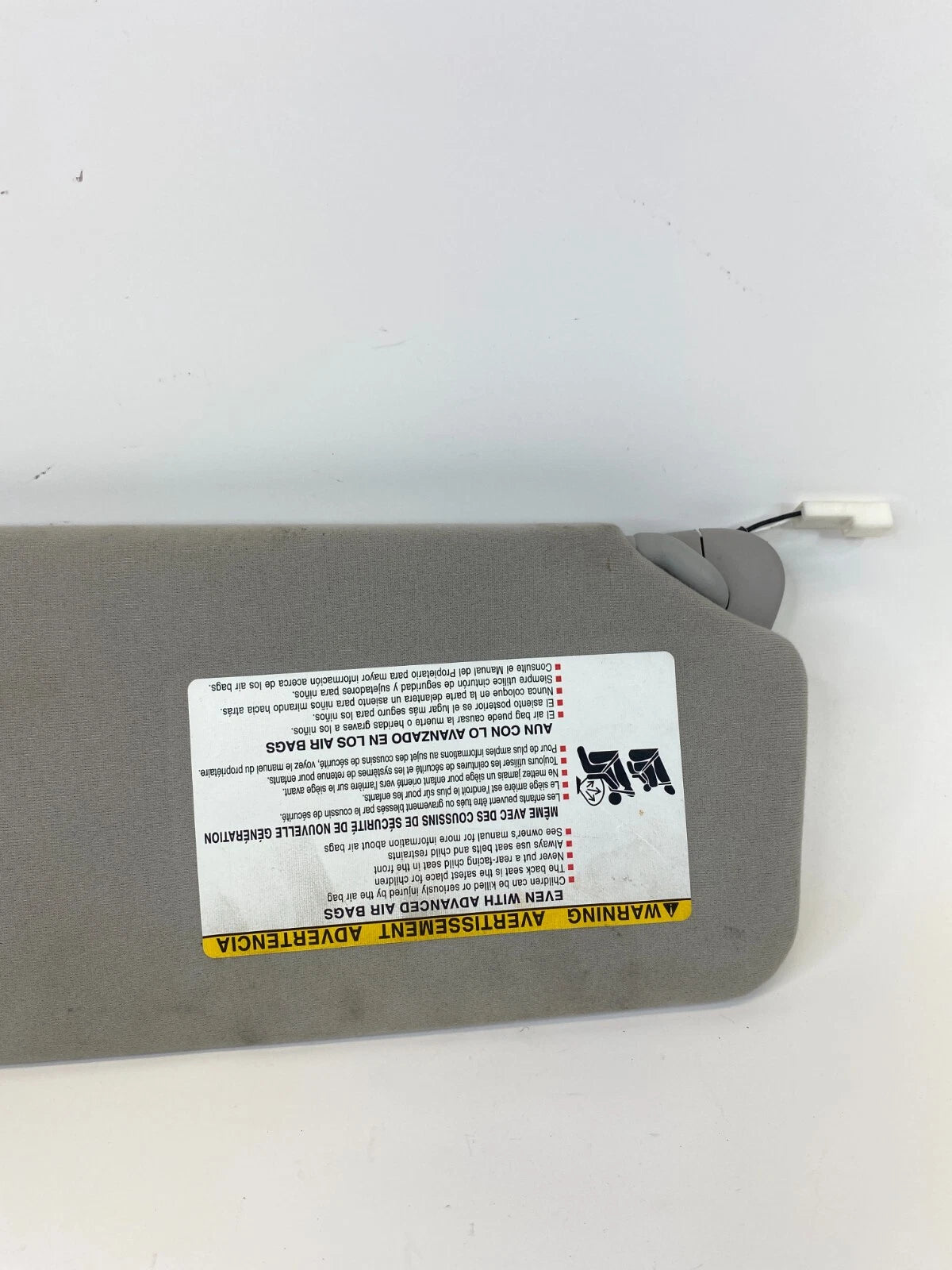 2005-2010 TOYOTA SIENNA ROOF LEFT DRIVER SUNVISOR SUN VISOR SHADE CLOTH