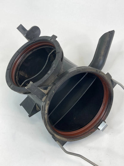 2006-2012 MERCEDES-BENZ R350 AIR INTAKE ELBOW DUCT HOSE PIPE A2720180682 OEM