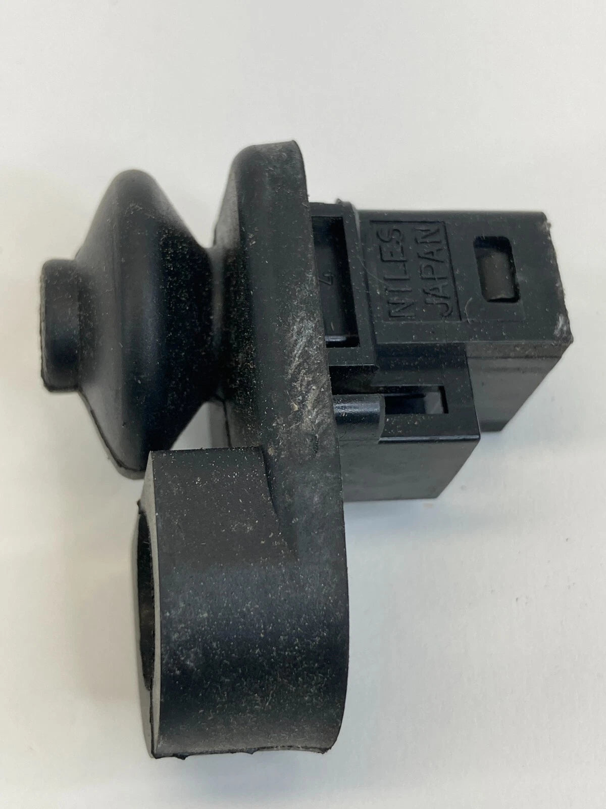 03-13 SUBARU FORESTER FRONT RIGHT PASSENGER SIDE DOOR AJAR JAMB SENSOR SWITCH